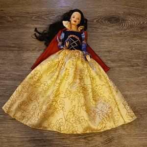 Barbie as Snow White Vintage